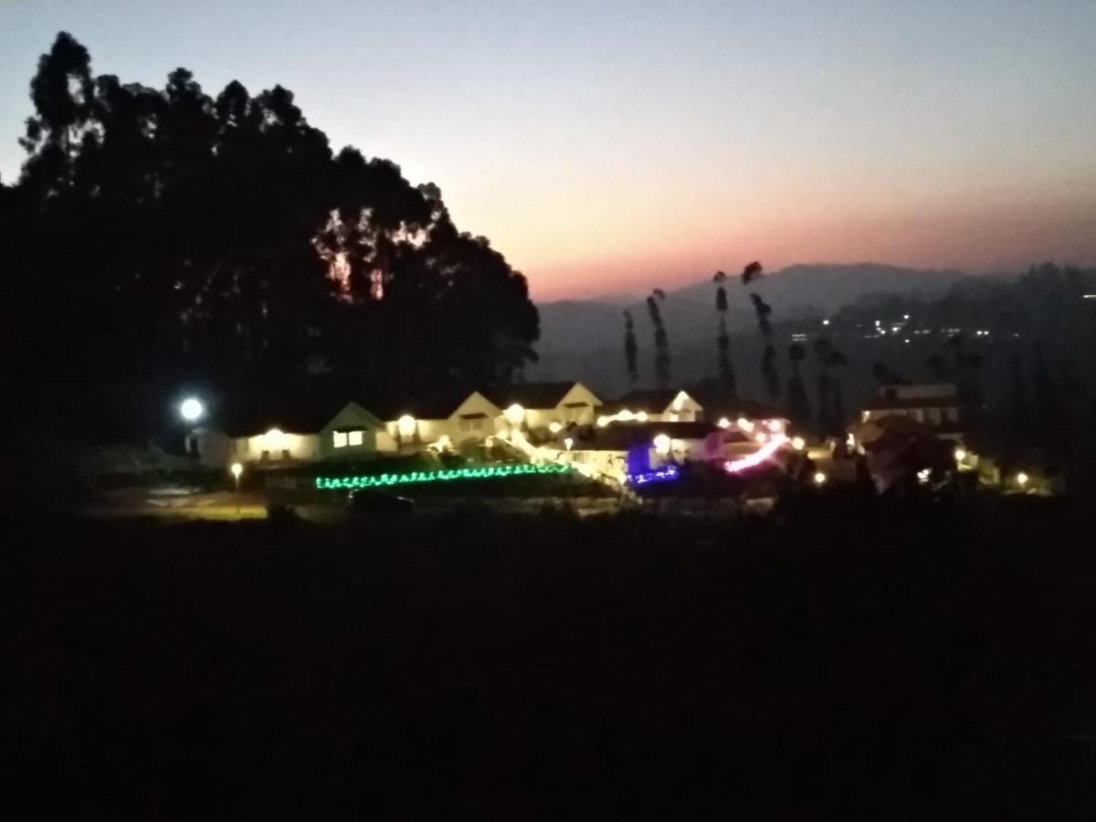 Coastal Grand Resort - 乌提 外观 照片