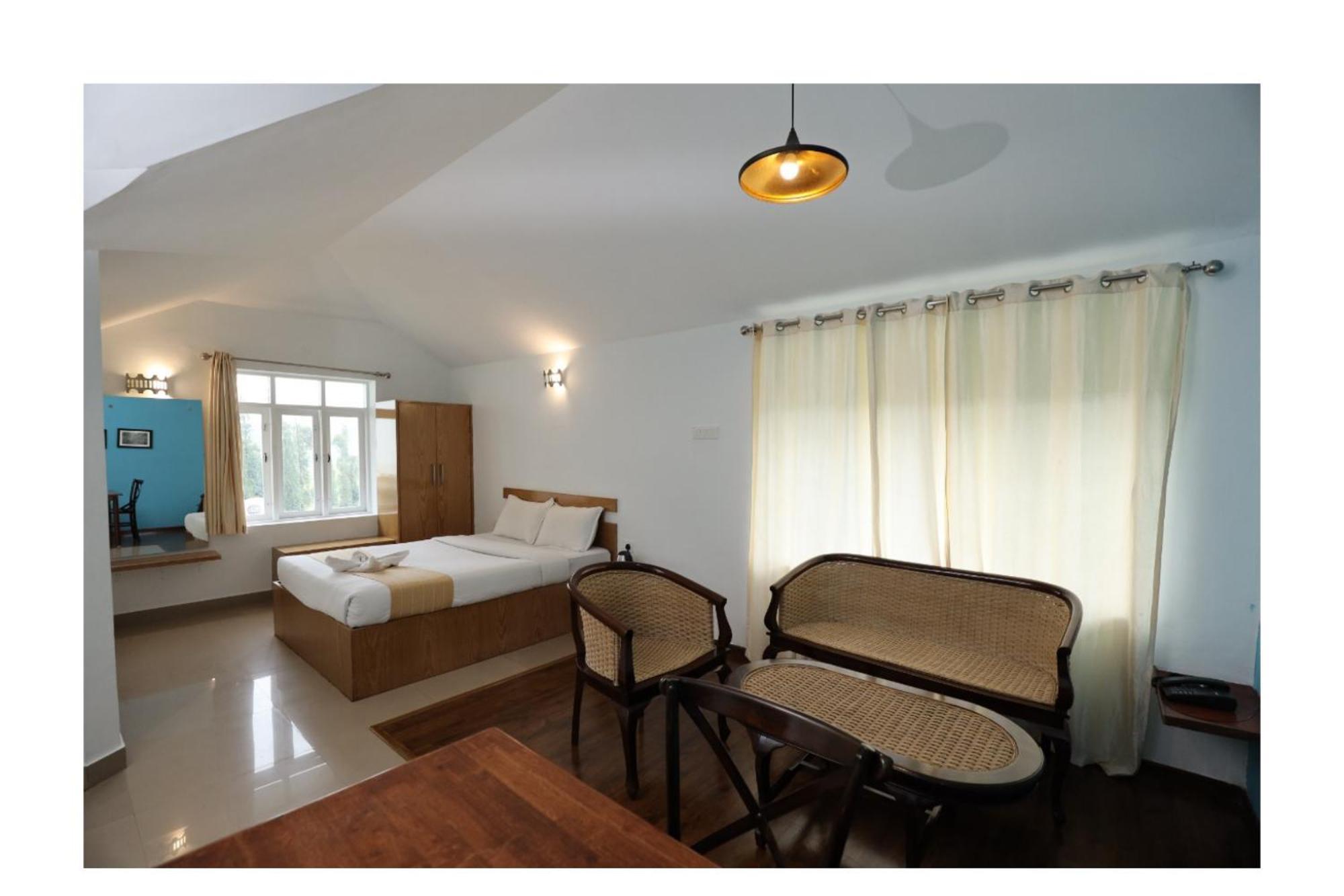 Coastal Grand Resort - 乌提 外观 照片